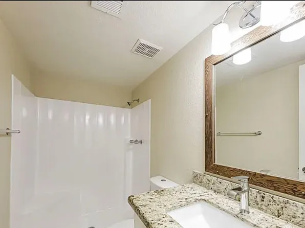 7311 Uranus Dr, Sarasota, FL 34243