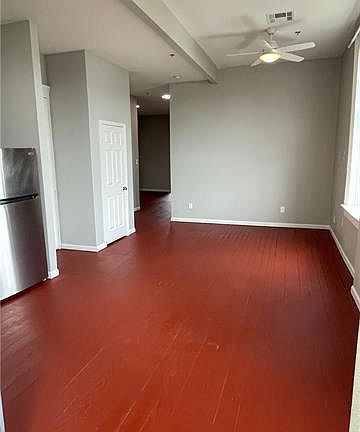 4th image of 2103 Baronne St #2A