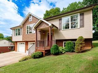 3230 Kenridge St, Kingsport, TN 37664