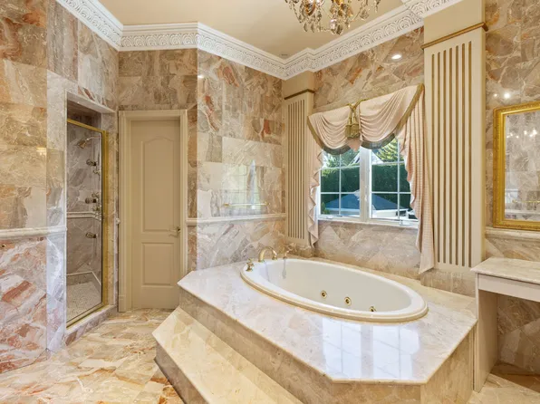 51 Romer Road image 41 of 92