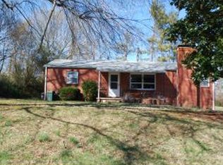 1301 Lake Drive Ext, Johnson City, TN 37601