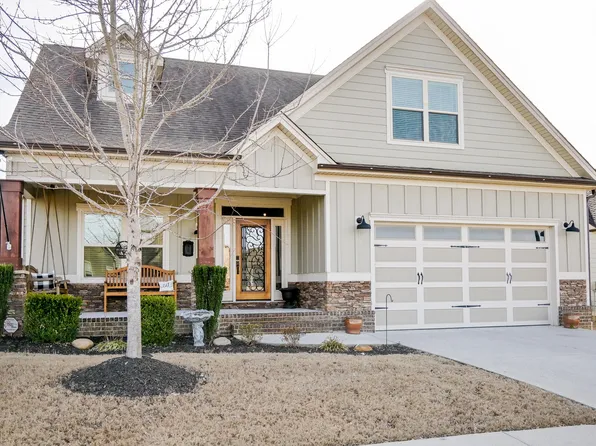 7980 Frostwood Ln, Ooltewah, TN 37363