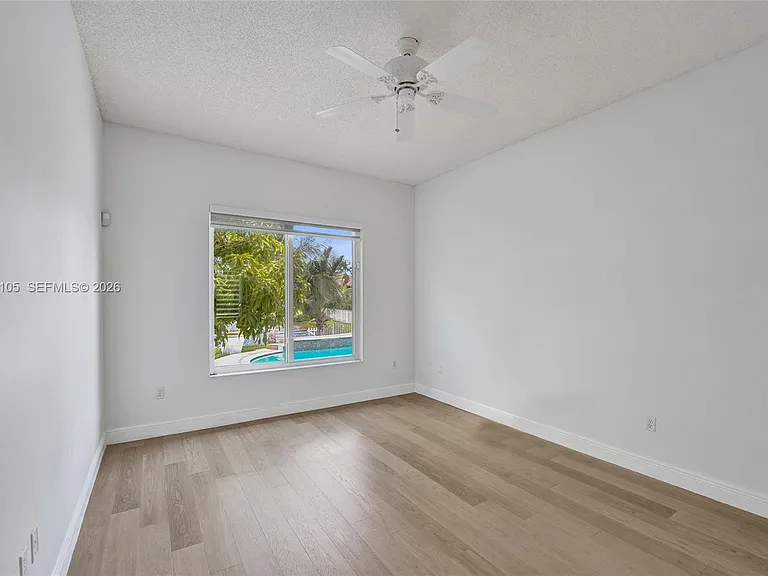2339 NW 195th Ave — Photo 12