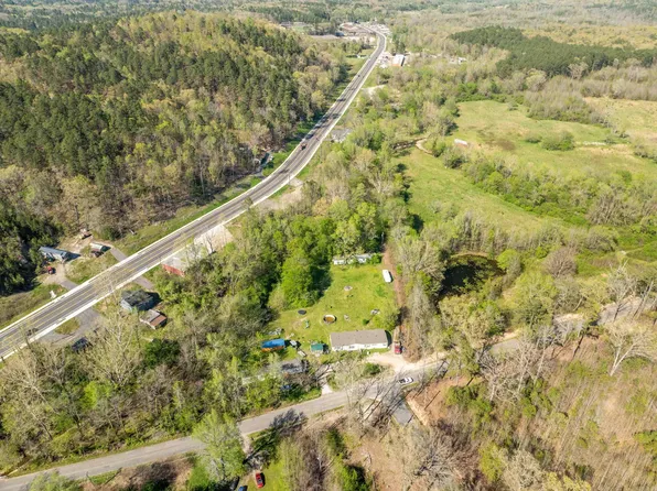 2166 Sleepy Valley Rd, Hot Springs, AR 71901