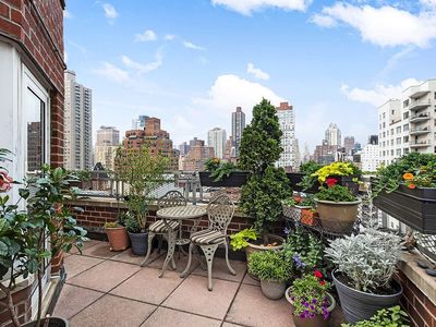 520 E 76th St Unit Phc, Manhattan, NY, 10021