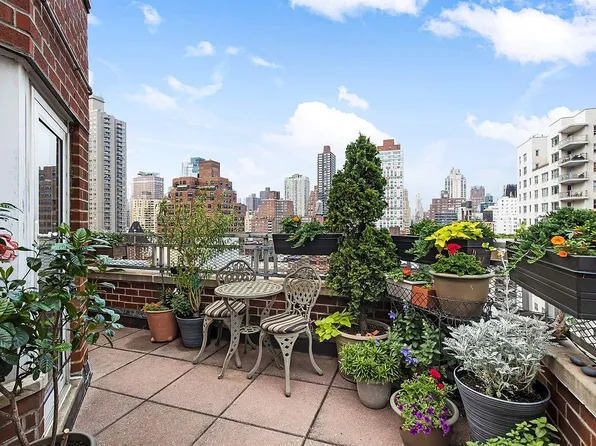 520 E 76th St Unit Phc, Manhattan, NY 10021