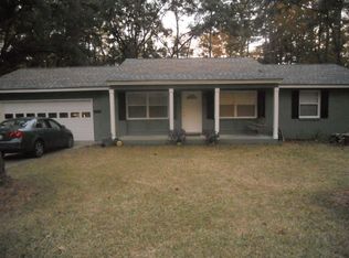 301 Hoffman Dr, Tallahassee, FL 32312