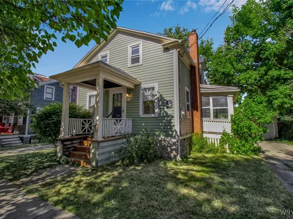 31 N Ellicott St, Williamsville, NY 14221