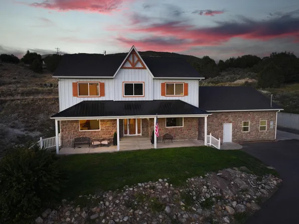 11242 S Dempsey Creek Rd, Lava Hot Springs, ID 83246