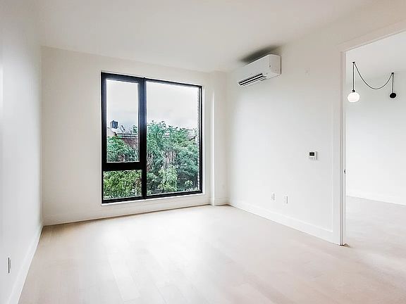 5th image of 218 Front St #3133