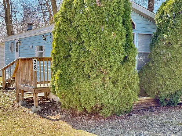 38 Aspen Ln, Wilmington, IL 60481