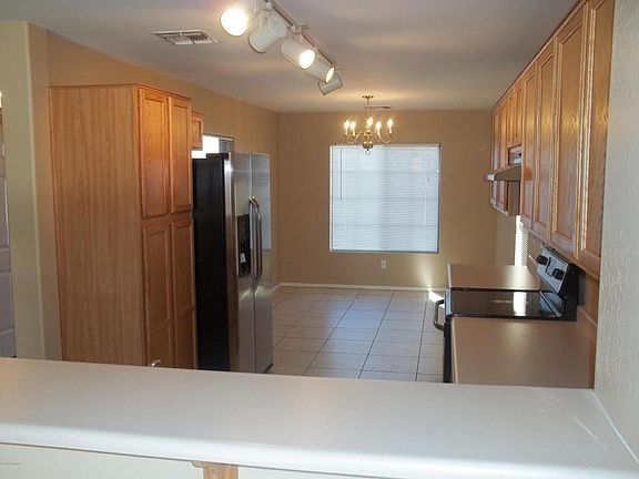 5th image of 15905 W Caribbean Ln