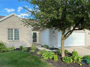 26416 E Wexford Dr, Perrysburg, OH 43551
