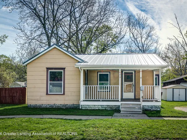 415 Fulton St, Williamston, MI 48895