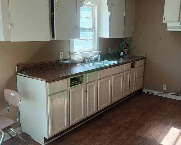 830 S Main St — Photo 10