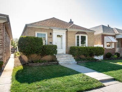 3345 N Page Ave, Chicago, IL, 60634