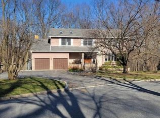 16 Lincoln Rd, Kinnelon, NJ 07405
