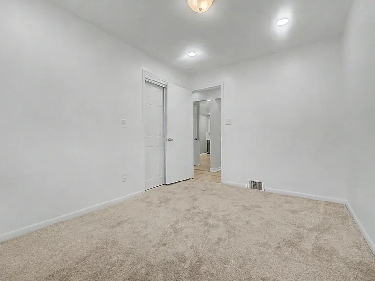 8108 Whitefield St — Photo 23