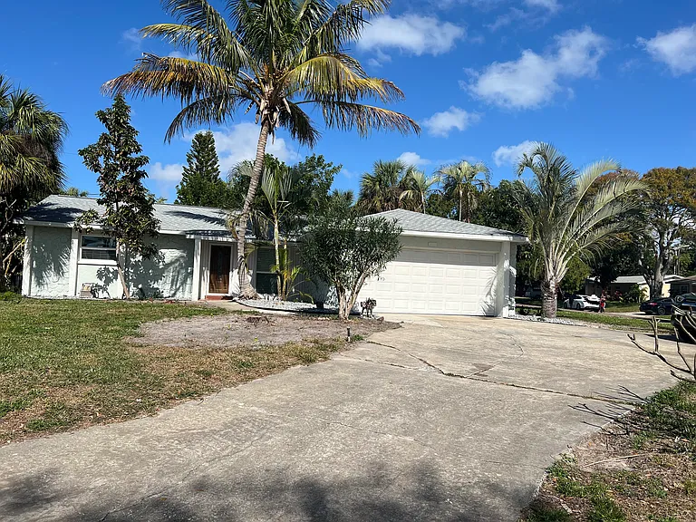 4684 Neptune Dr SE — Photo 24