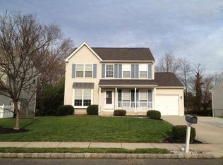 97 Stoneham Dr, Delran, NJ 08075
