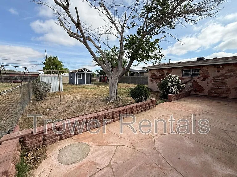 3728 Holley Ave — Photo 26