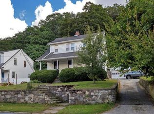 691 N Division St, Peekskill, NY 10566