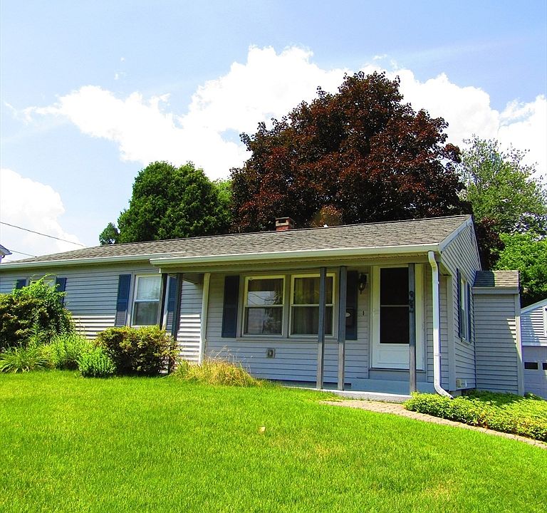 1st image of 33 Claire Ave