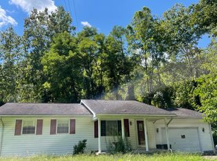 1018 Bend Of Slate Cir, Grundy, VA 24614