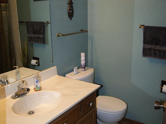 4th image of 1216 Lawndale Dr
