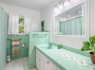 827 W MERRIWEATHER ST, New Braunfels, TX 78130
