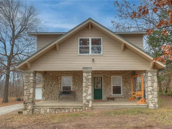 8527 SE 72nd St, Baxter Springs, KS 66713