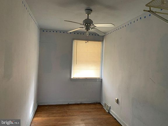5th image of 300 Mulberry St