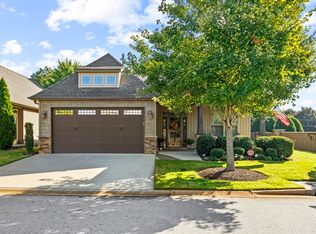 800 Shandwick Dr, Greer, SC 29650