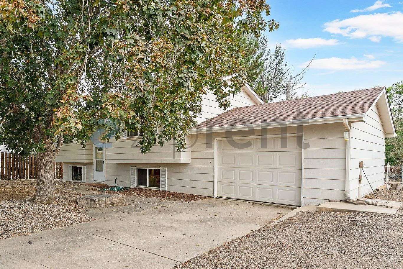 Skyview South — Photo 2