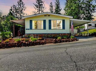10099 Hidden Springs Dr, Grass Valley, CA 95949