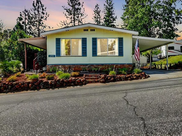 10099 Hidden Springs Dr, Grass Valley, CA 95949