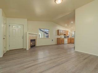 899 NE Hidden Valley Dr UNIT 2, Bend, OR 97701