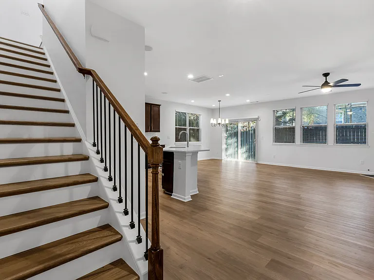 1633 Trailview Way — Photo 7