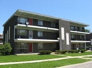 1738 Longview Rd APT 6, Waukegan, IL 60087