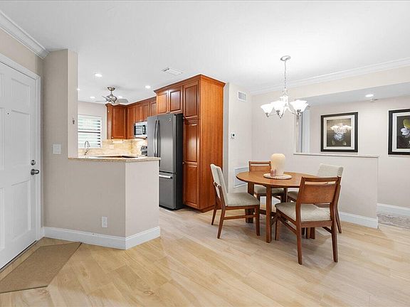 5th image of 755 Saturn Street #A104