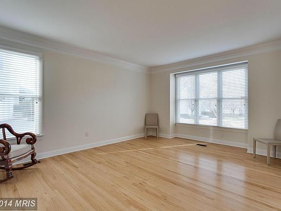 3rd image of 9301 Wildoak Dr