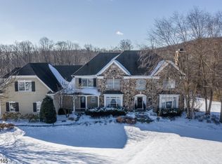 7 Glencree Ln, Lebanon, NJ 08833