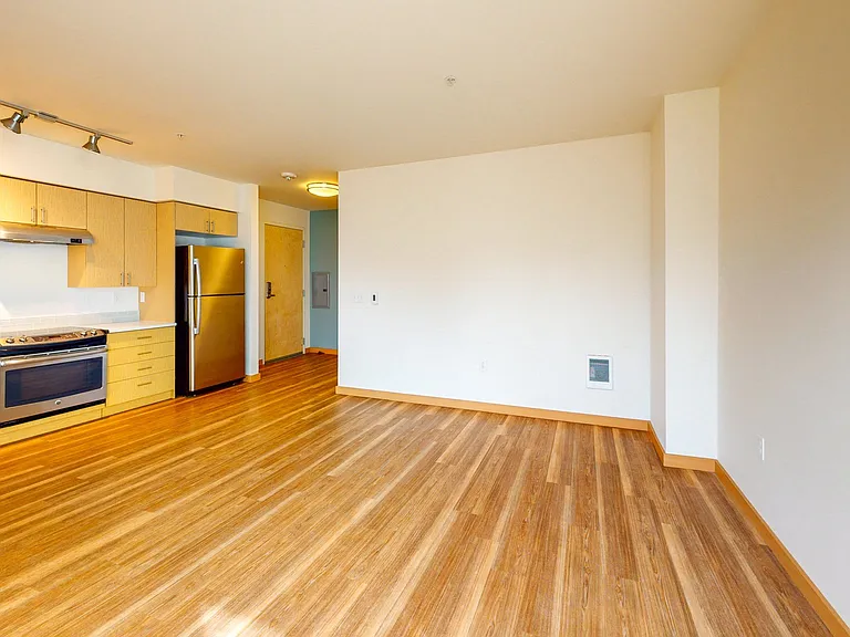 The Blake Apartments — Photo 16