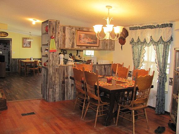 4th image of 158 Oak Valley Dr