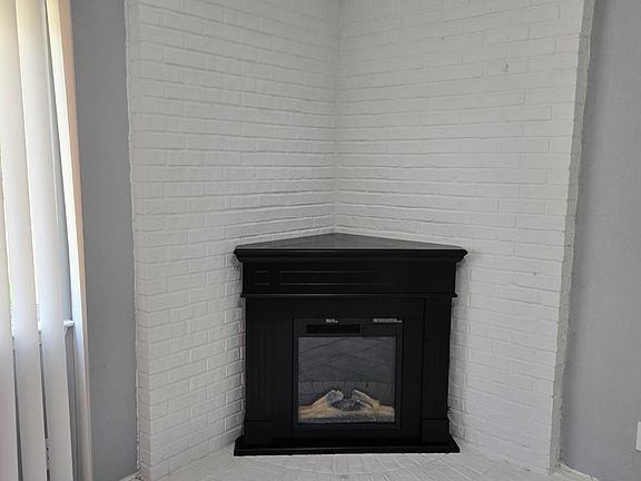 4th image of 1512 Sherman St