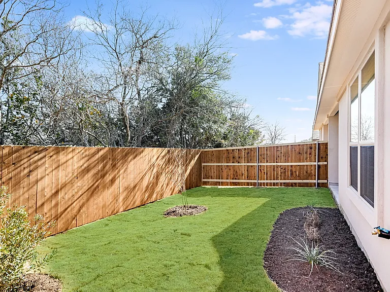 450 Parkline Dr — Photo 17