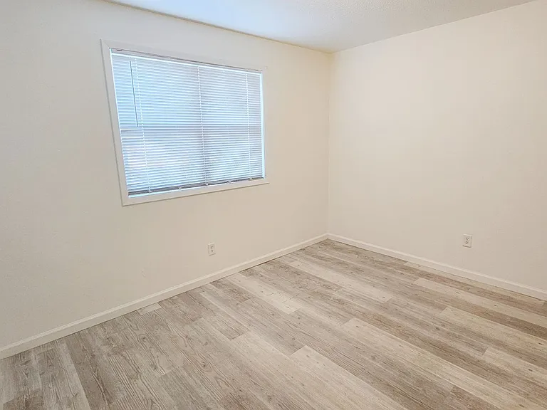 Discover Modern Comfort at Welbeck Apartments ~ Rent Special — Photo 11