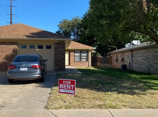 2214 Troveta Dr, Amarillo, TX 79110