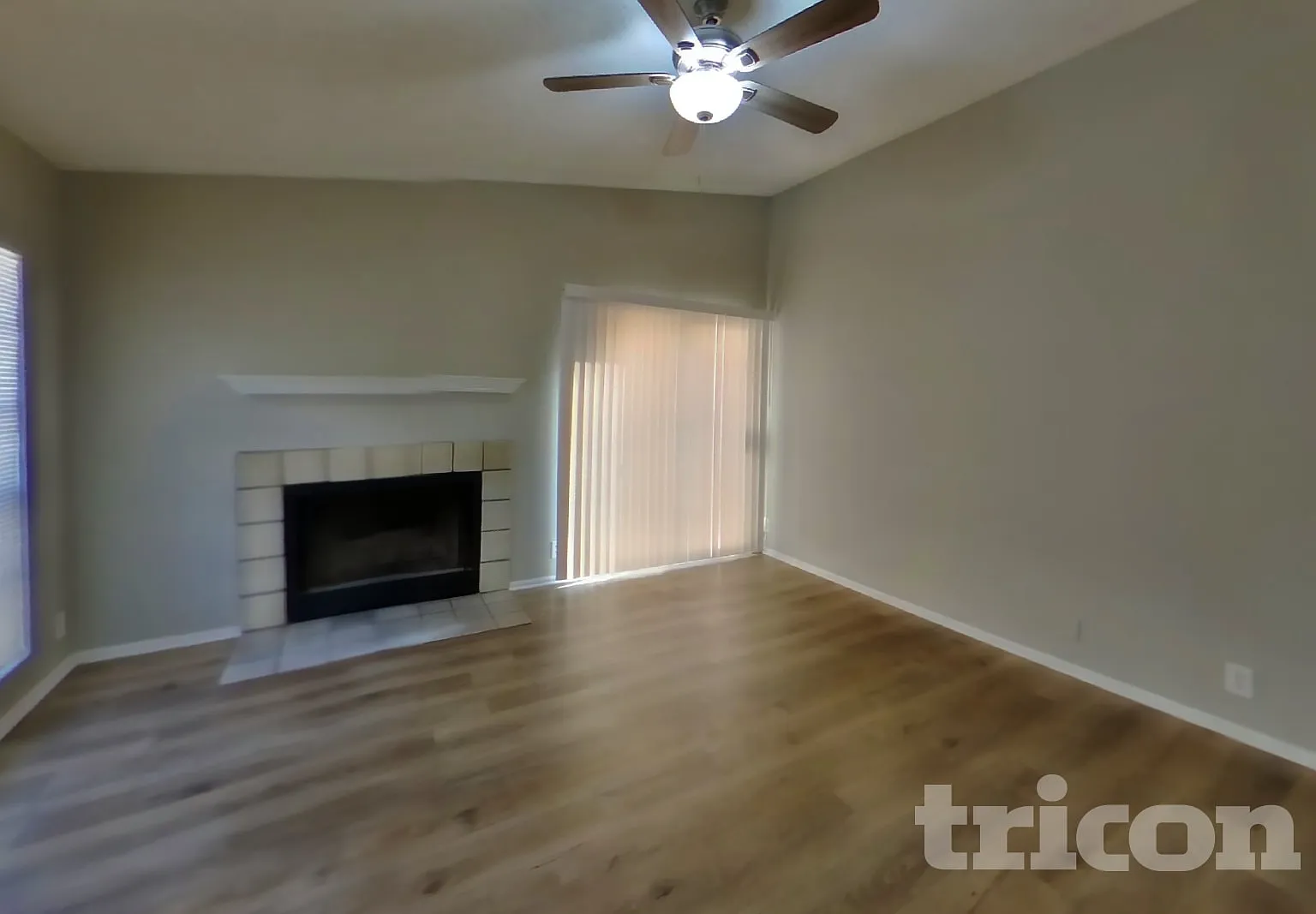 14239 N 50th Drive Glendale AZ — Photo 2