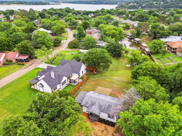 1519 Cheyenne Trl, Granbury, TX 76048